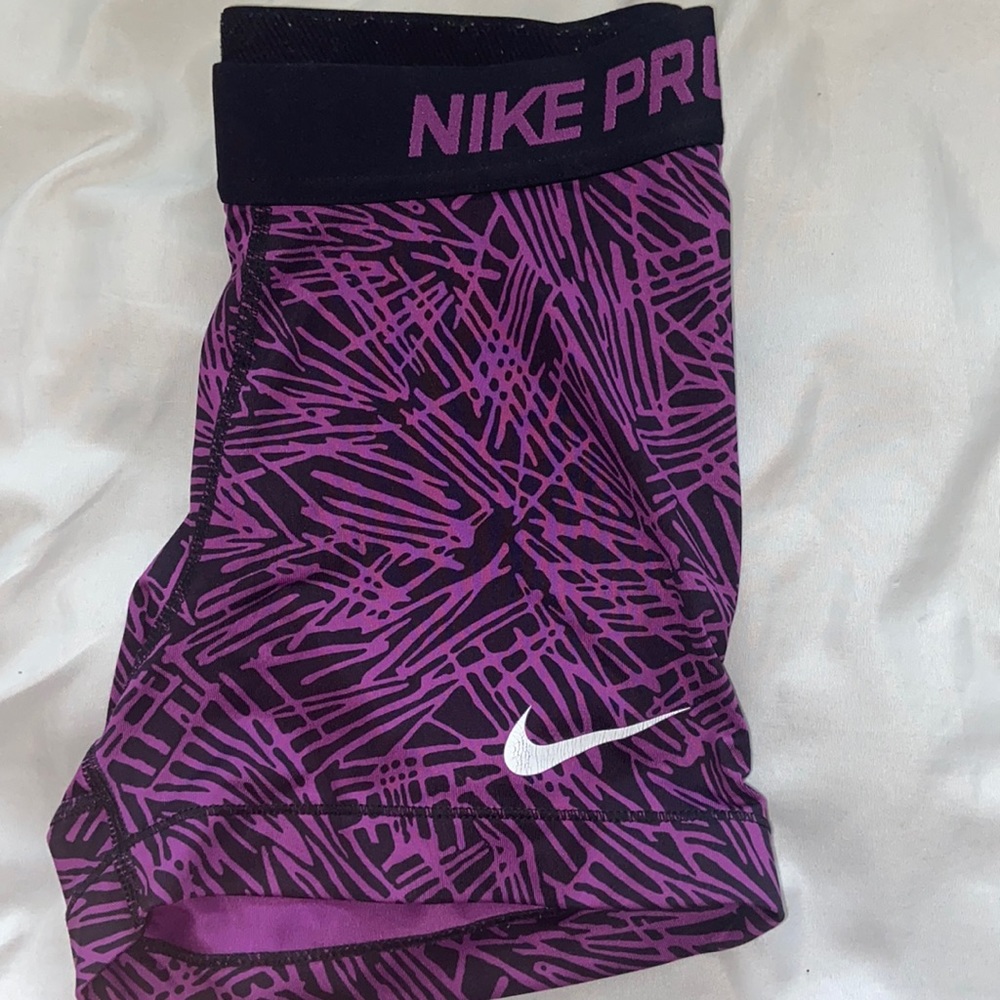 Nike Pros adult small
